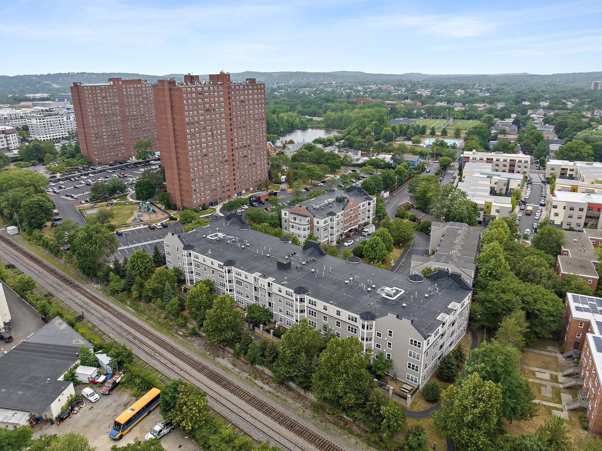 Building Photo - 318 Rindge Ave