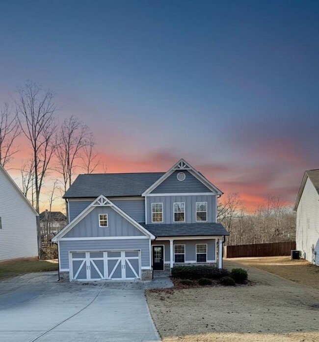 Building Photo - 827 Wellford Ave