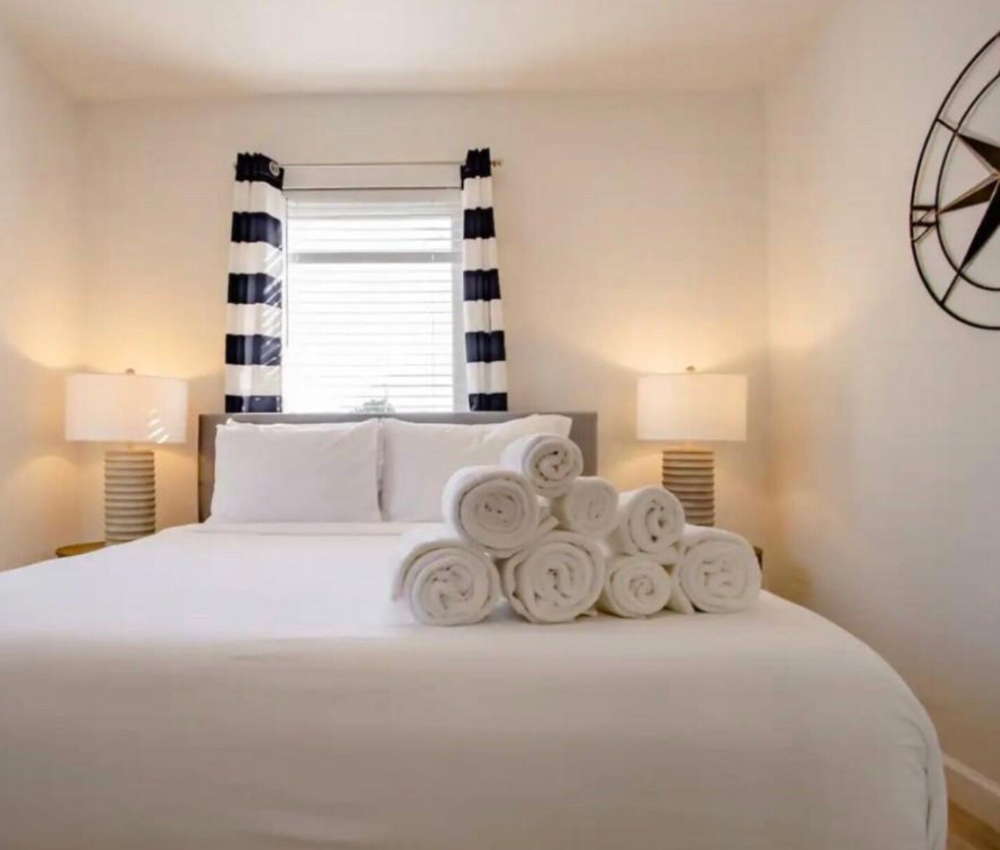 Building Photo - 2160 NW 18th Ter