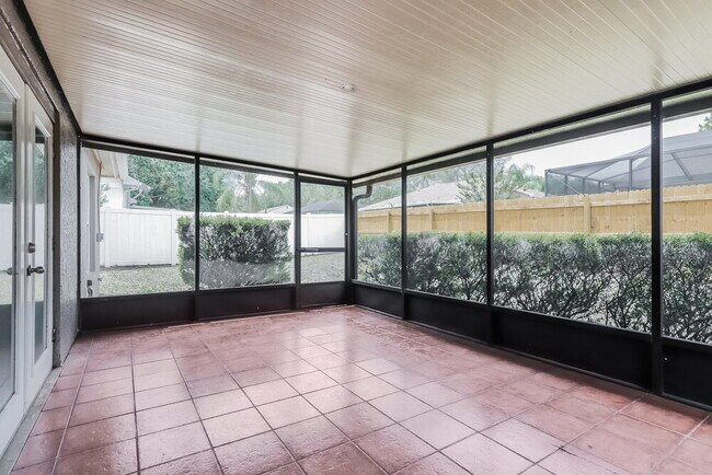 Building Photo - 839 Greenbelt Cir