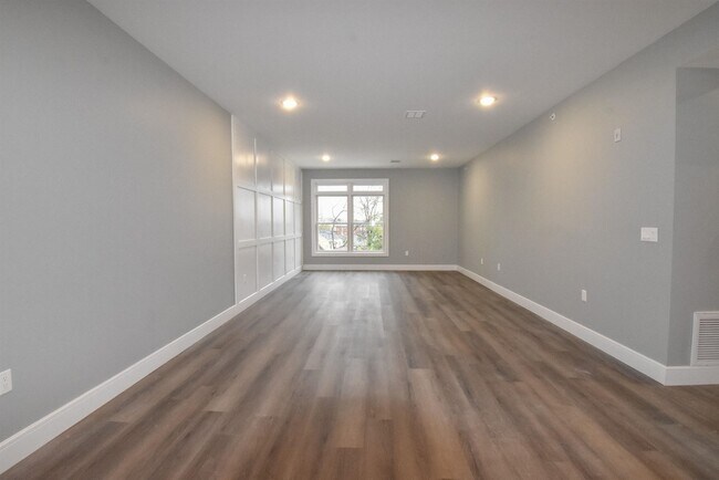 Building Photo - 4201 Bergen Turnpike