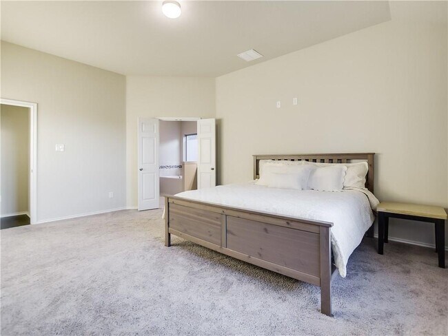 Building Photo - 7916 Arbor Knoll Ct