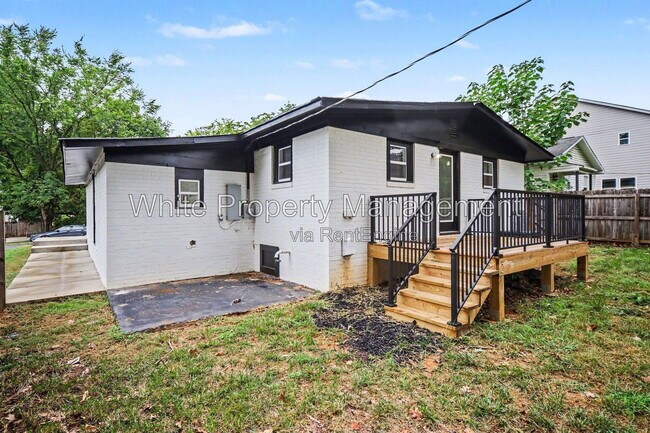Building Photo - 841 McArthur Ave