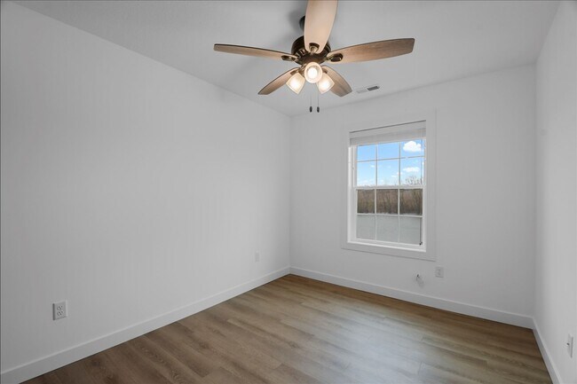 Building Photo - 3309 Stoneway Ct