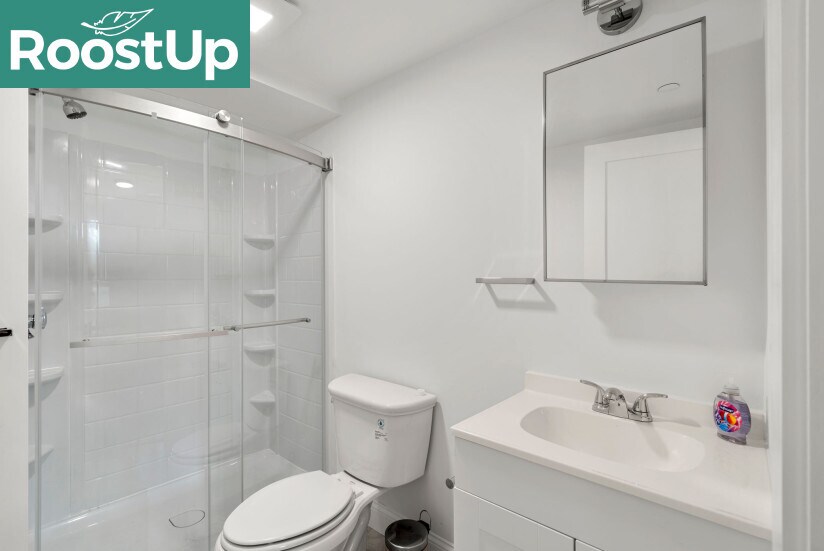 Building Photo - RoostUp Furnished Private Bedroom with Pri...