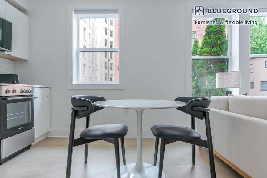 Building Photo - 2116 Kalorama Rd NW