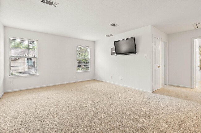 Building Photo - 8 Greentwig Pl
