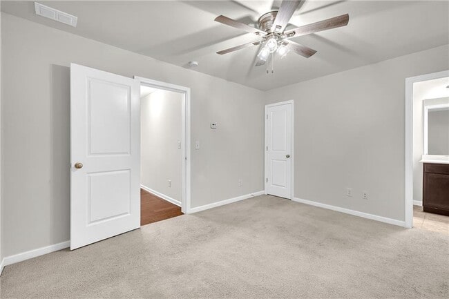 Building Photo - 893 Society Cir