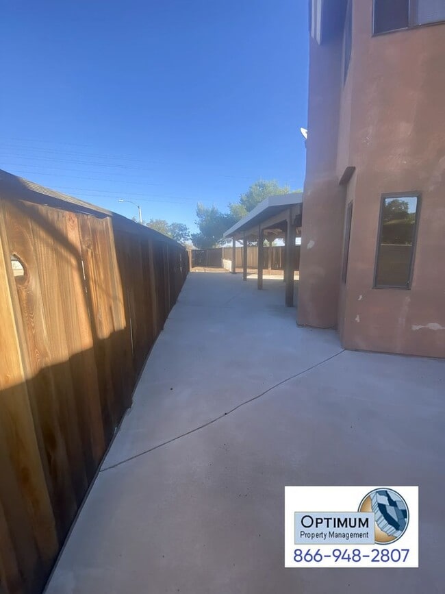 Building Photo - Beautiful 3-Bedroom Home with Covered Patio and Spacious Layout!