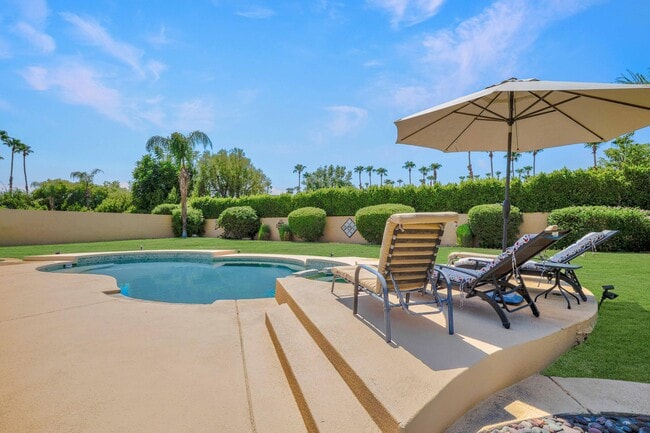Building Photo - 39795 Regency Way