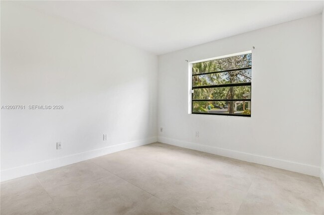 Building Photo - 9103 SW 78th Pl