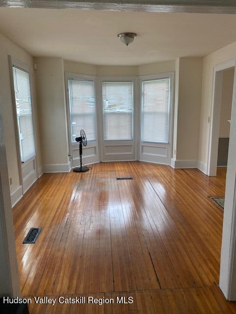 Building Photo - 155-157-157 Vineyard Ave