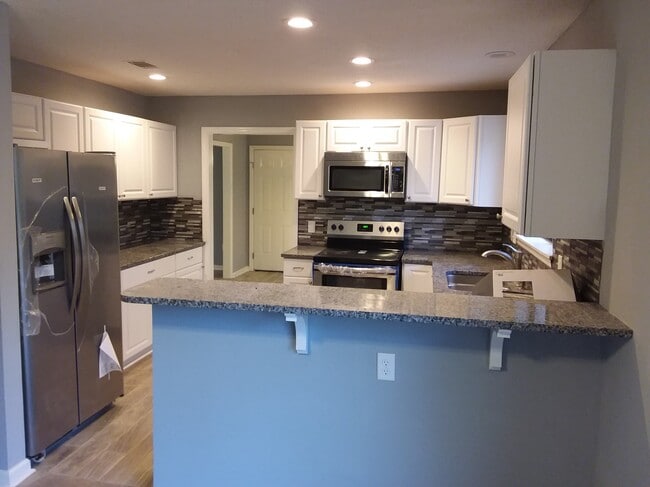 Building Photo - 577 Huckleberry Ln