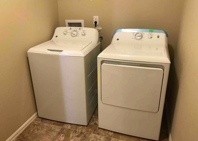 Building Photo - 7507 Red Creek Vw