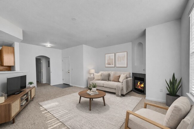 Building Photo - $1,845.95- 2 Bed, 2 Bath Condo in Aurora with AC and In Unit Laundry!