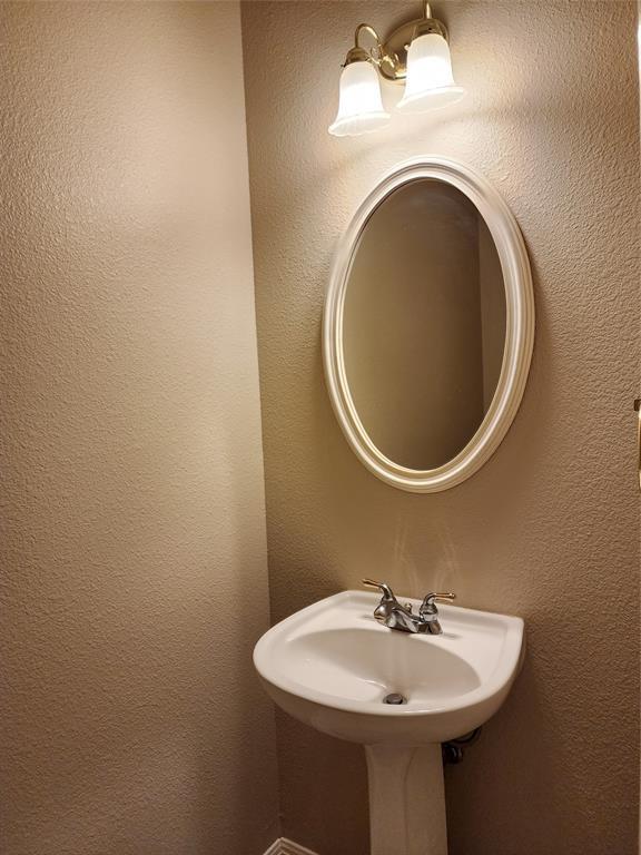 Building Photo - 3726 Harvey Penick Dr