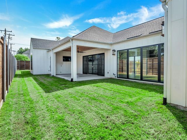 Building Photo - 7624 Roper St