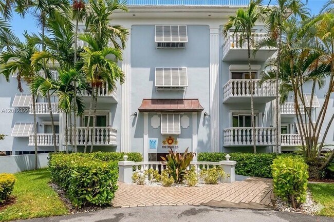 Building Photo - 1150 Madruga Ave