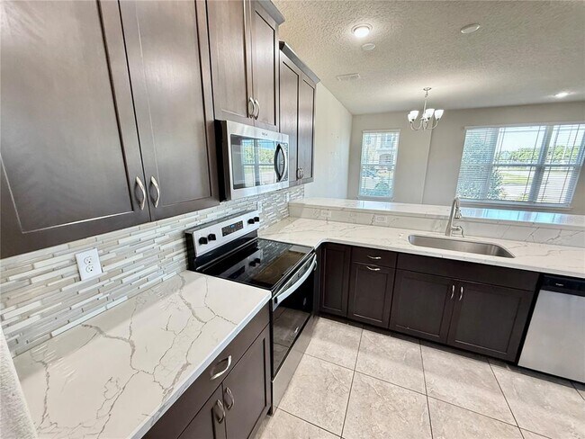 Building Photo - 2676 Giardino Loop