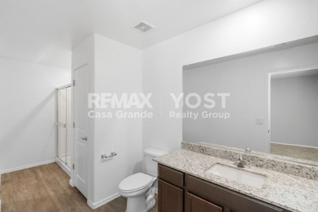 Building Photo - Space That Works for Multi-Generational Living!