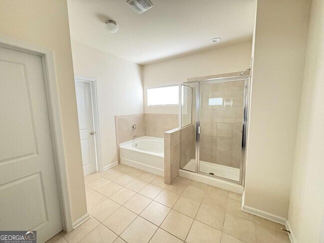 Building Photo - 364 Madison Grace Ave