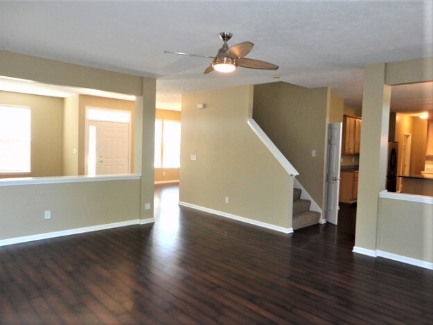 Building Photo - 5780 W Port Dr