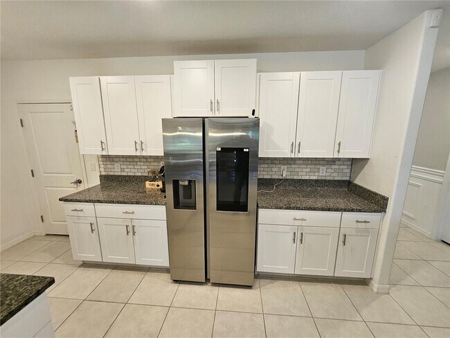 Building Photo - 12751 Weston Oaks Ln