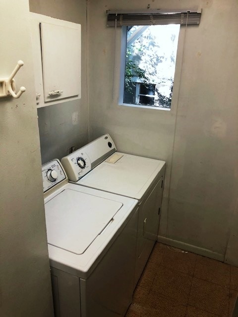 Washer dryer - 829 Courtenay Dr NE