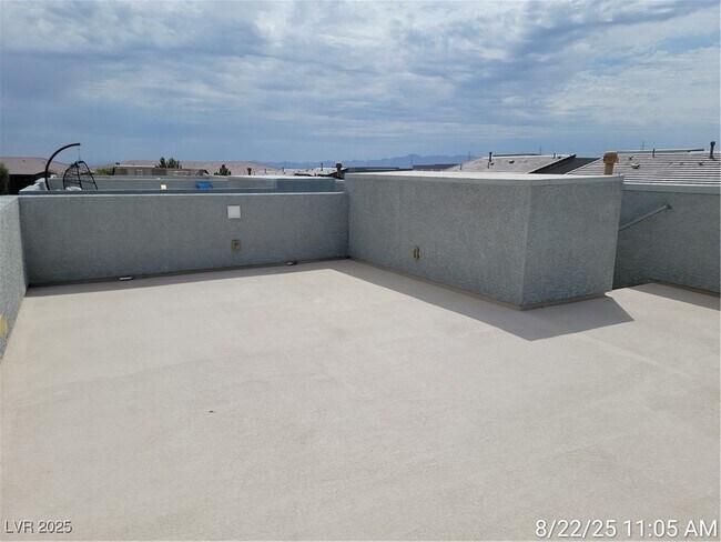 Building Photo - 8037 Misty Canyon Ave