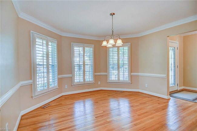 Building Photo - 601 Fort Raleigh Dr