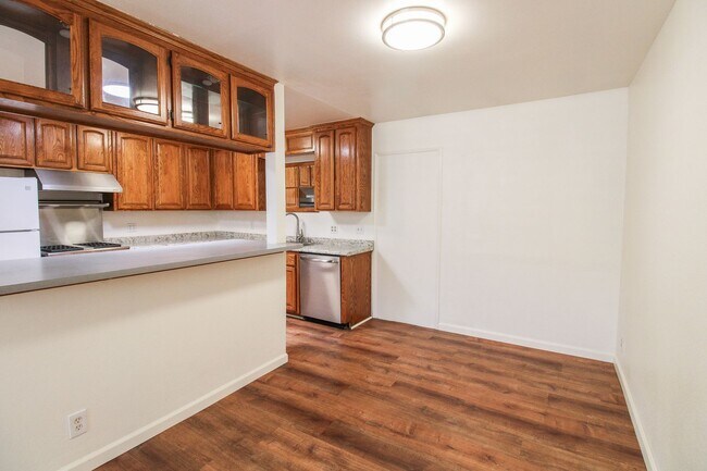 Building Photo - 1710 Huasna Dr