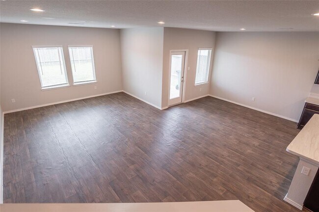 Building Photo - 21003 Seneca Willow Wy