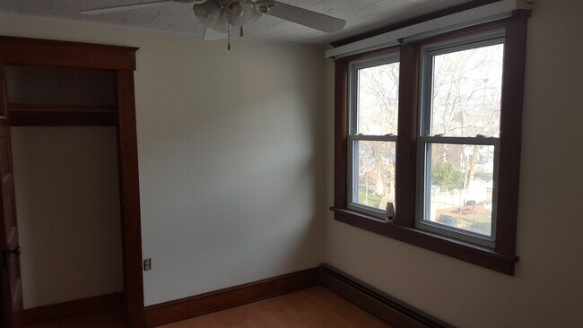 Bedroom 2 - 59 Park Ave