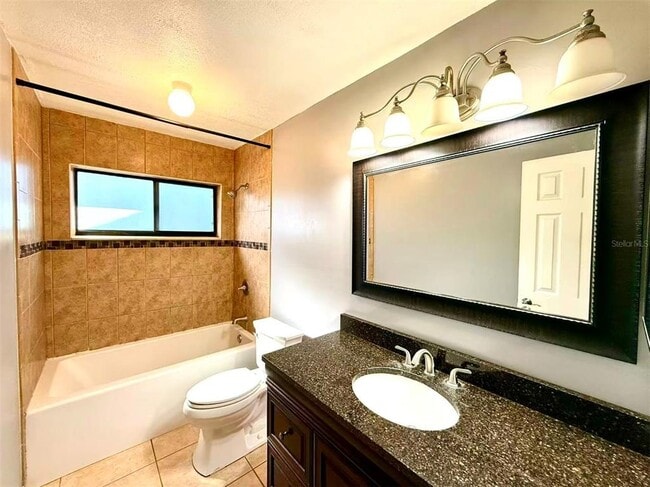 Building Photo - 1020 Black Willow Dr