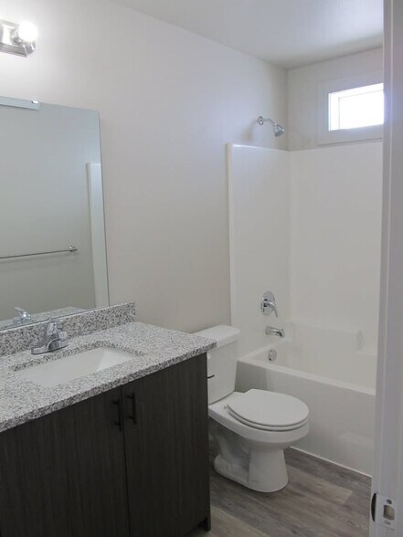 Building Photo - 6277 N Freedom Rd