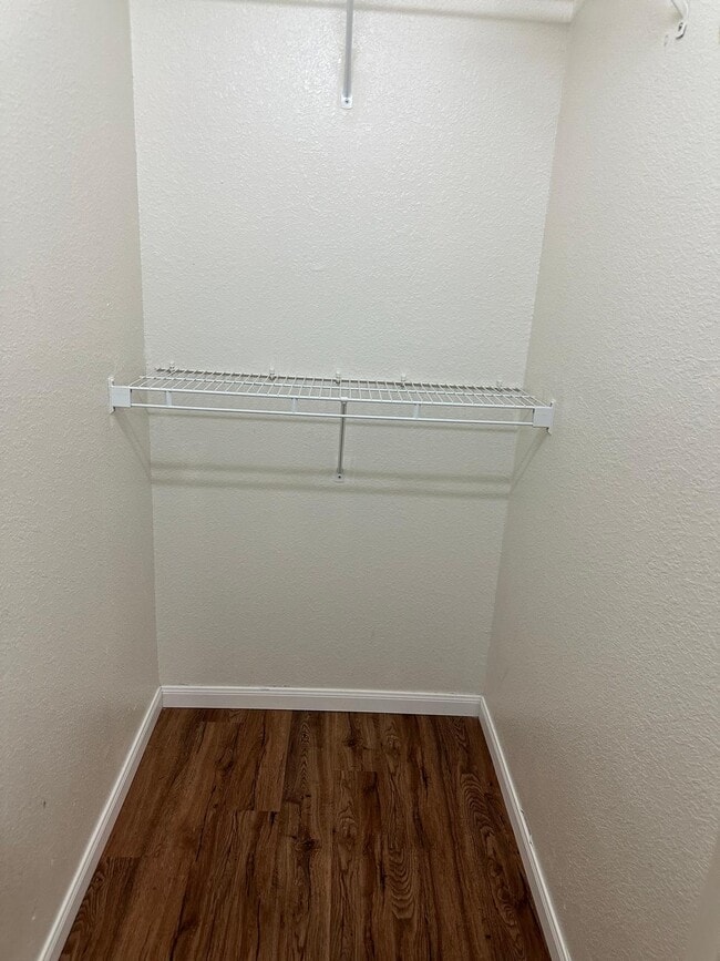 Building Photo - 529 Southwest Pkwy