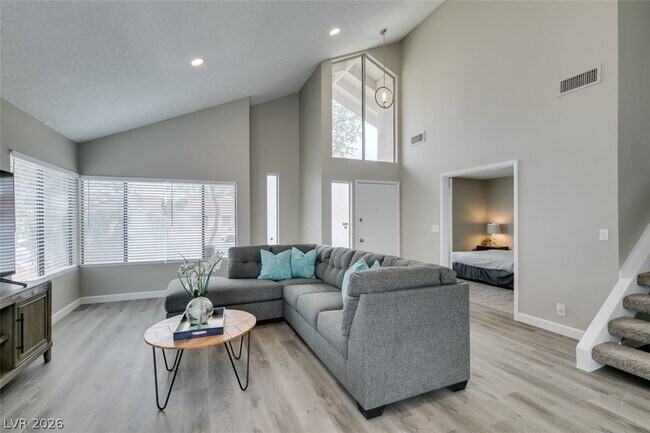 Building Photo - 6585 Minton Ct
