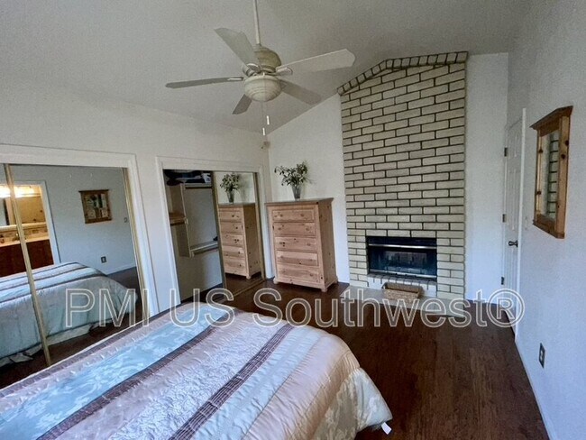 Building Photo - 3375 Sharon Ln