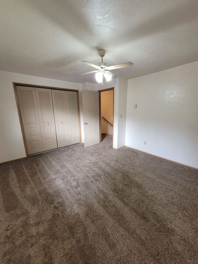 Building Photo - $500 OFF at Move-In -Special - 2BD, 1.5BA ...
