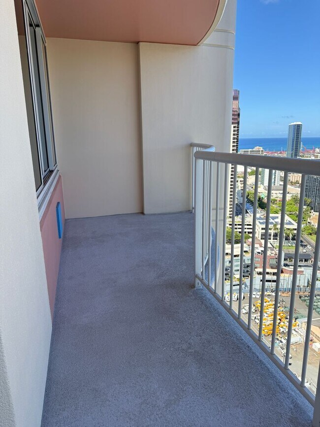 Building Photo - One bedroom at One Archer Lane for $2,700....