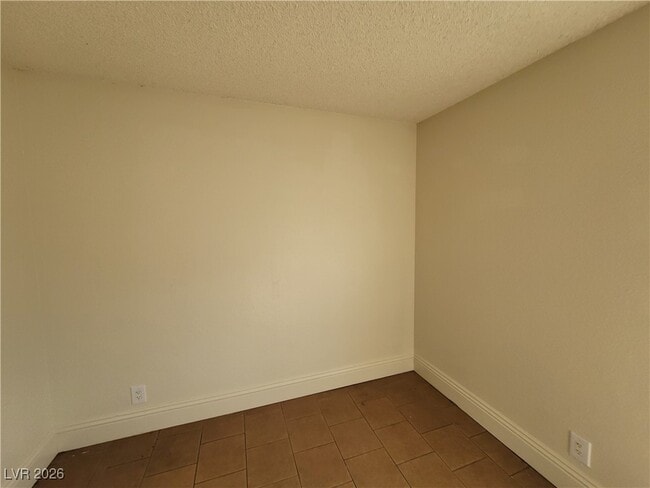 Building Photo - 3908 Montebello Ave