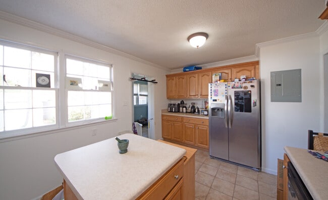 Building Photo - 314 Woodhaven Dr