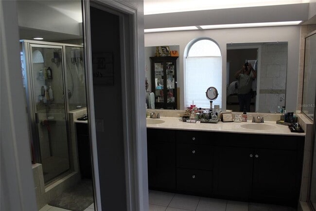 Building Photo - 16713 Sheffield Park Dr