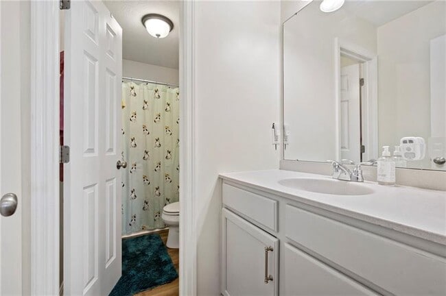 Building Photo - 8025 Jordan Ct