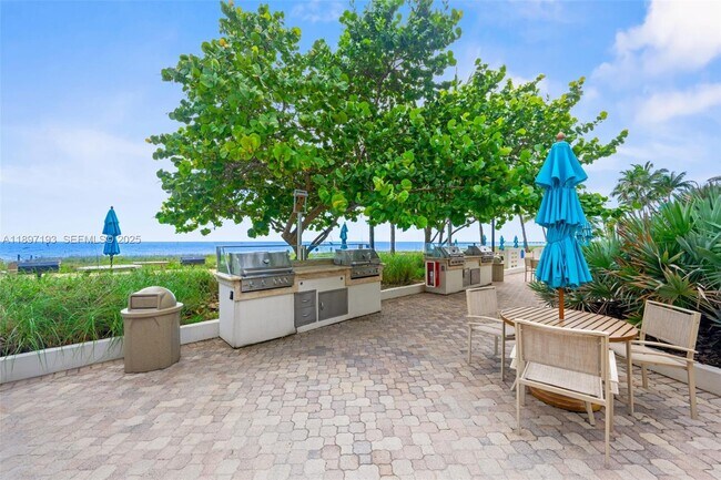 Building Photo - 5000 N Ocean Blvd