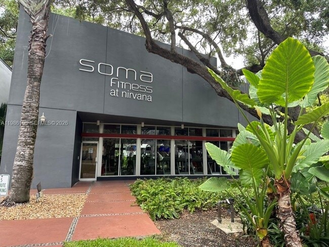 Building Photo - 750 NE 64th St