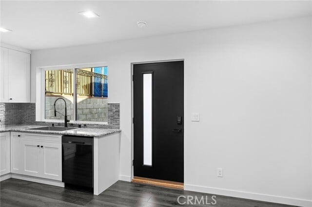 Building Photo - 915 Cornell Dr