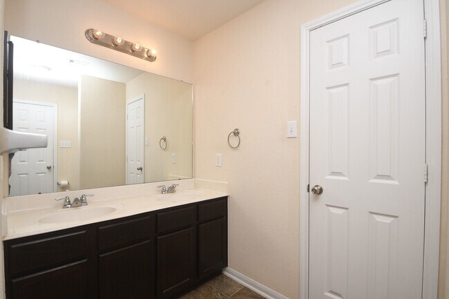 Building Photo - 15447 Signal Ridge Way