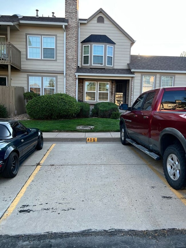 Building Photo - Fully Furnished 1 Bed 1 Bath Unit Available NOW!