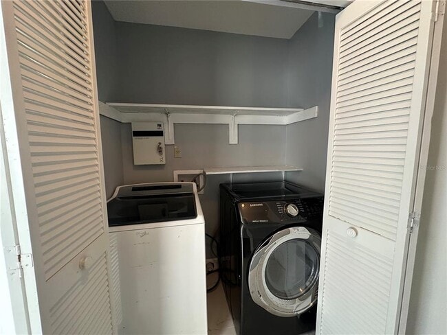 Building Photo - 7846 Snowberry Cir